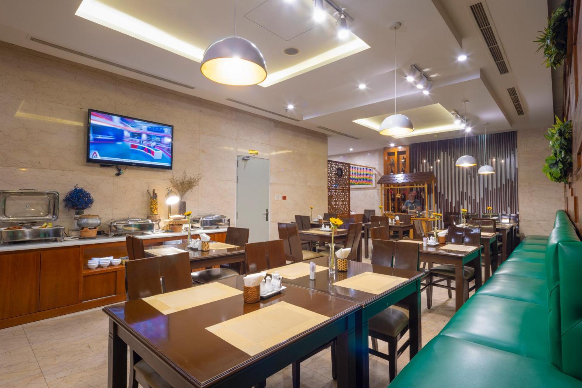 White Lotus Hotel Saigon Ho Chi Minh City Exterior photo
